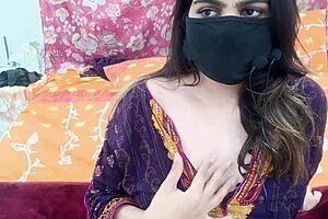 sobia nasir moans during whatsapp roleplay with her client in clear urdu hindi audio