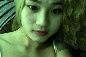 Look at this cute Japanese teen in a wild scandal!