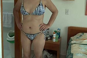 I get so hard showing off on the beach, ended up banging a stranger.