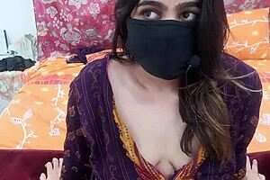 sobia nasir moans during whatsapp roleplay with her client in clear urdu hindi audio