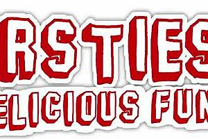 Horny girls in uninhibited lesbian threesome with masturbation.