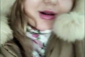 I ripped my pantyhose to play with my wet pussy in the taxi and suck a dildo