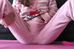 Stepsister With Small Boobs Masturbates Her Wet Shaved Pussy To Big Squirt Orgasm