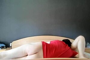 step son, come lick and fuck my pussy now 😜