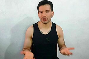 Young twink sucks huge cock of best friend's uncle and swallows cum