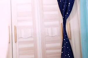 Chinese Cam Girl Performs Live Shows