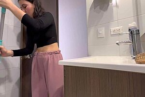 Blonde Fingers Wet Pussy Hard