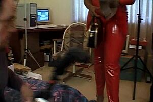 Big black mamoo in hot interracial scene