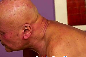 El Hijo Del Cevichero Me Puso A Mamar