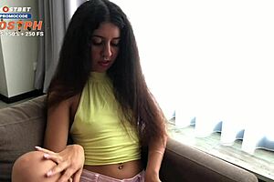 stretched a tight pussy with a big dick and cum inside 😍