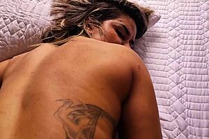 Virgin Luna Oliveira Gives Ass To Porn Actor Vagninho