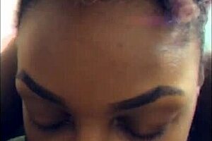 Блондинка тинейджер Морган пробуется с интенсивным сквиртом