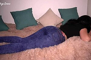 Hot Squirting Sex in Neighbor's House While Cuckold Husband is Away