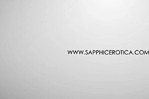 Claudia and Sun Share Passionate Lesbian Kisses in the Park 😘