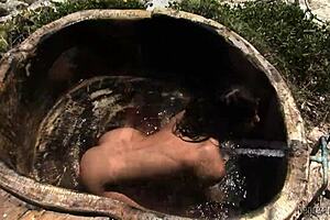 i'm melisa, masturbatin my shaved wet pussy to orgazm in mexico, feelin so good