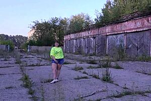 Curvy milf with big ass strips under short skirt in public outdoors