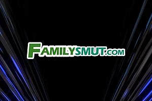 Stepsis Kiki Klout Makes Up with Johnny Love by Riding Hard!