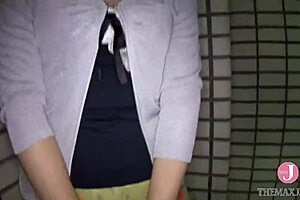 귀여운 옆집 여자 야스코 오가타, 첫 AV 장면!