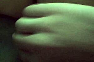 Esposa putinha senta gostosa no anal 😈