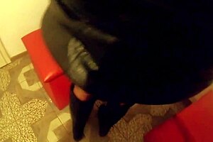 Old slut's anal worship and liquid lunches in action