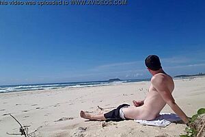 beach jerk off session in public