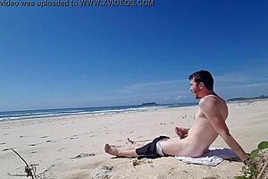 beach jerk off session in public