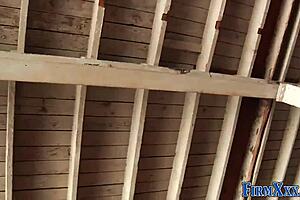 Babe in bikini gets banged and spunked