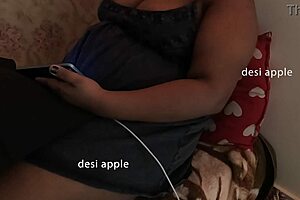 This desi india it girl has amazing big tits 😍