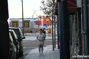 British Chubby MILF Masturbates Wet Pussy in Public Bar