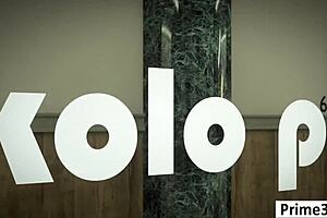 In this animation, futa with big cock plays with cum.