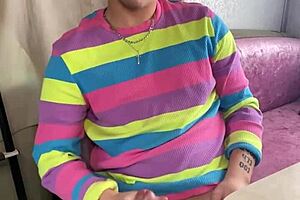 College guy chats online with intriguing twists - Joshua Lewis