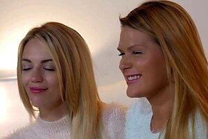 Abby Cross and Blake Eden's 4K lesbian modeling