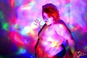 Plump bbw goddess dances striptease and gets oiled