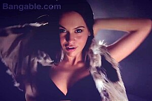 Girls Striptease Dancing Fashion Teen 18+ Models Nude