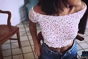 Jana bubu, the gorgeous russian milf, slowly undresses in her solo striptease