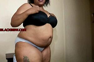 ms jackson is this big butt ebony milf who loves her curves