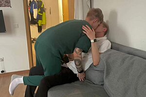 Student gave juicy blowjob to orgasm