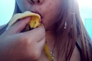yo, watch this seductive banana sucking turn into deepthroat fun