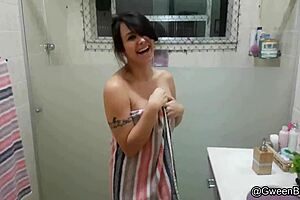 Gween Black gets me wild with blowjob after shower cum.