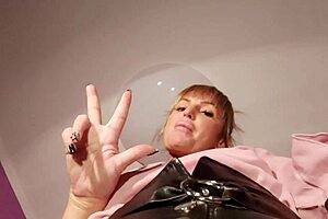 Enjoying a liquid lunch with friends