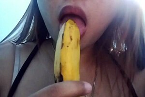 yo, watch this seductive banana sucking turn into deepthroat fun