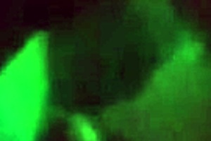 Min flickvän och jag i vår hemmagjorda video, där hon ger blås och får rumpalek med min stora kuk.