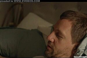 Ellen Dorrit Petersen pergi topless dalam Blind 2014 dengan adegan bogel menakjubkan. Tetek besarnya curi tumpuan.