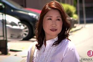 Frustrated woman debuts in AV as mature actress.