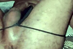 mi compa hetero queria experimentar con mi polla grande!