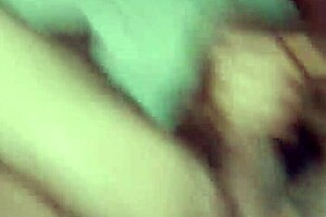 mi compa hetero queria experimentar con mi polla grande!