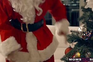 Santa's Horny Helpers Ride Monster Cock in Christmas Threesome