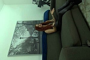 daisy marie explores anal pleasures in left position