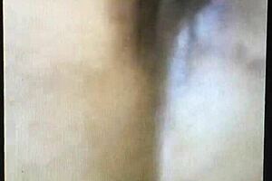 Masturbacion con dildo hasta el orgasmo!