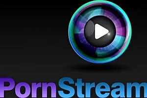 Tattooed latina julia de lucia feels amazing deepthroat pleasure.